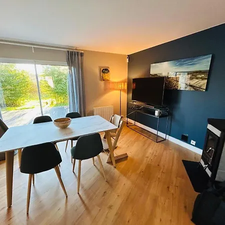 Le Renclos, Maison Familiale Avec Piscine Chauffee Сasa de vacaciones