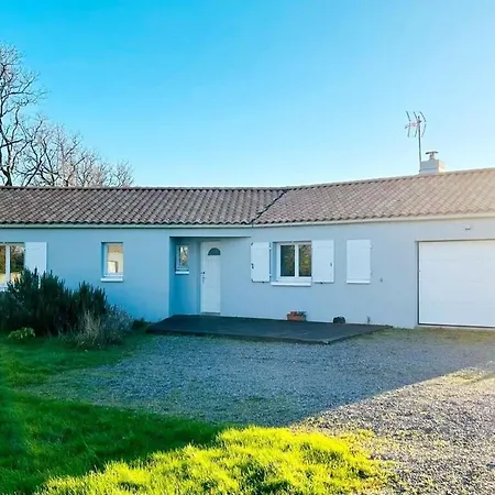 Vakantiehuis Le Renclos, Maison Familiale Avec Piscine Chauffee *