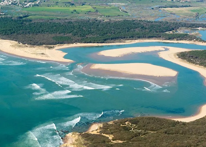 La Maison Du Renclos Maison Familiale, Au Calme Quartier Nature Proche Centre Ville, 8 Personnes, Grand Jardin Clos Avec Piscine Couverte Talmont-Saint-Hilaire
